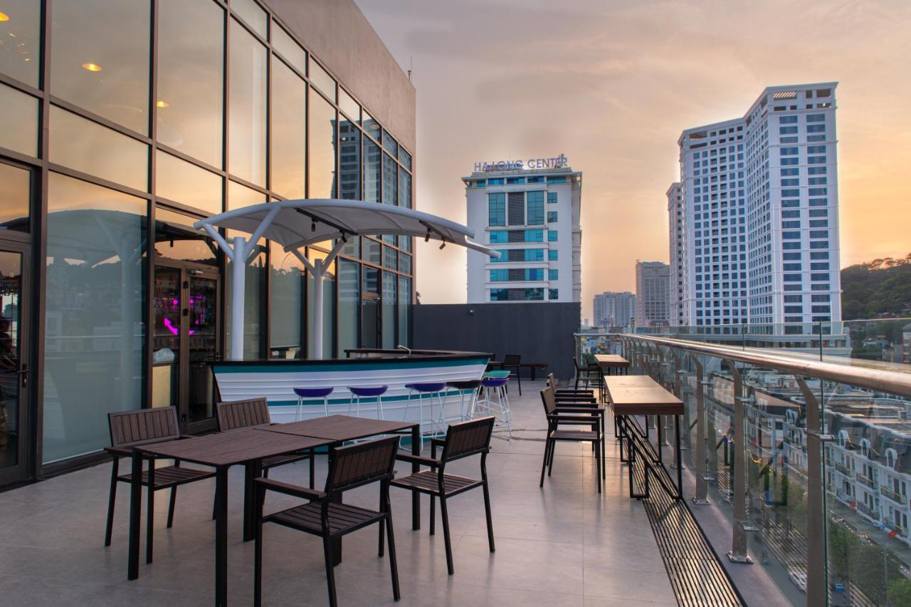 Отель Tru By Hilton Ha Long Hon Gai Centre Экстерьер фото